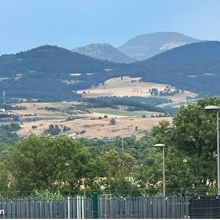 Mons شقة Le Puy-en-Velay